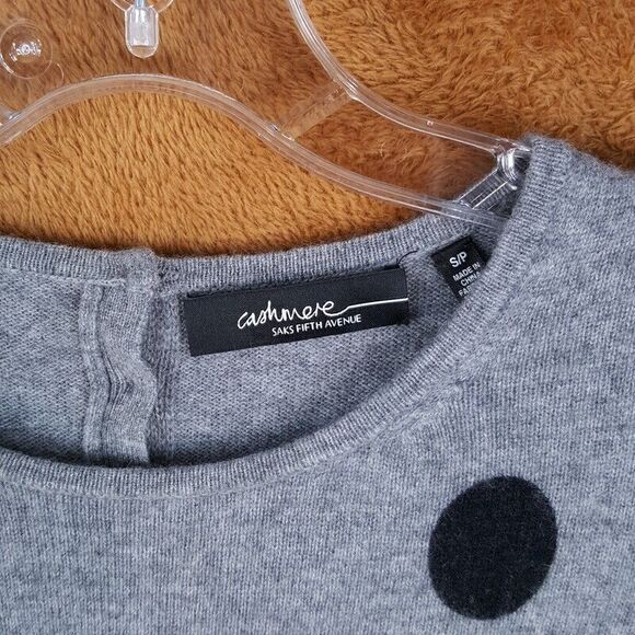 SAKS FIFTH AVENUE Sweater Womens Small Gray Crew Polka Dot 100% Cashmere - Picture 2 of 7